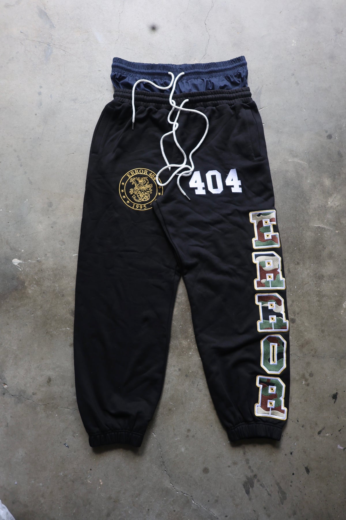 404 Stacked Pants